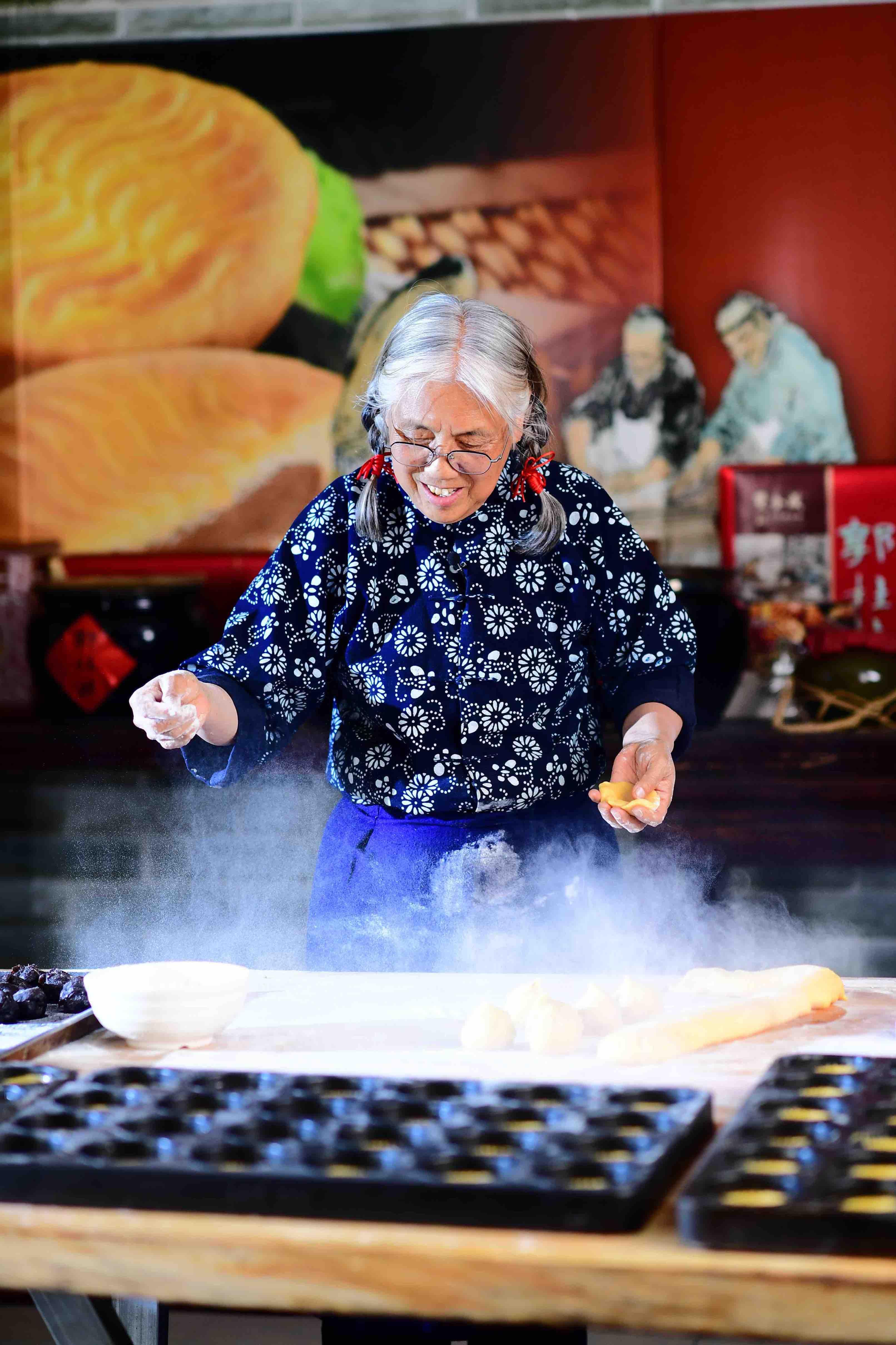 碎花裙女孩拒绝带货，坚守自我，尊重时尚