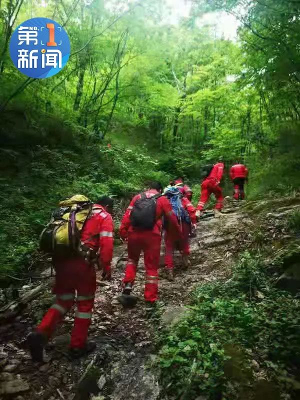 男子深夜穿越太白山失联超三天，探险变挑战，夜行者需智慧与勇气