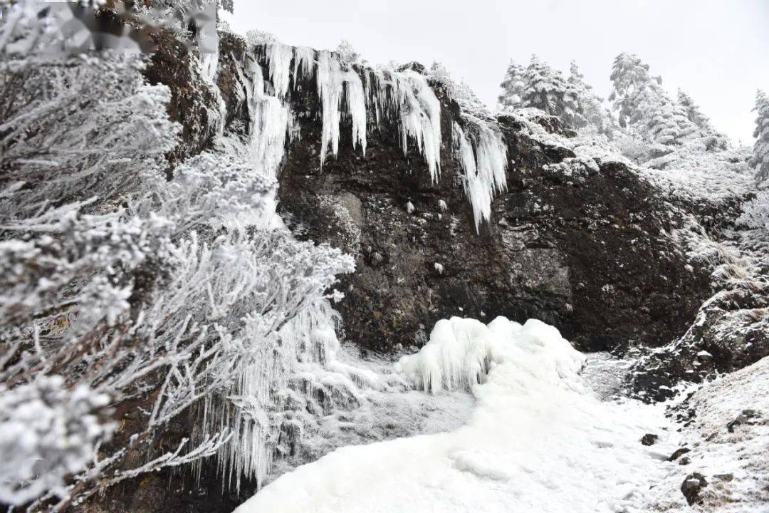 云南迎25年首场降雪