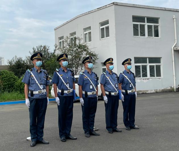 安徽一桥梁垮塌大货车坠河事件背后的反思与启示