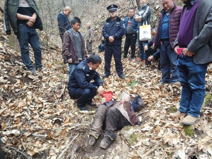 村民的羊群走失记，无人机助力找回羊群的奇迹之旅