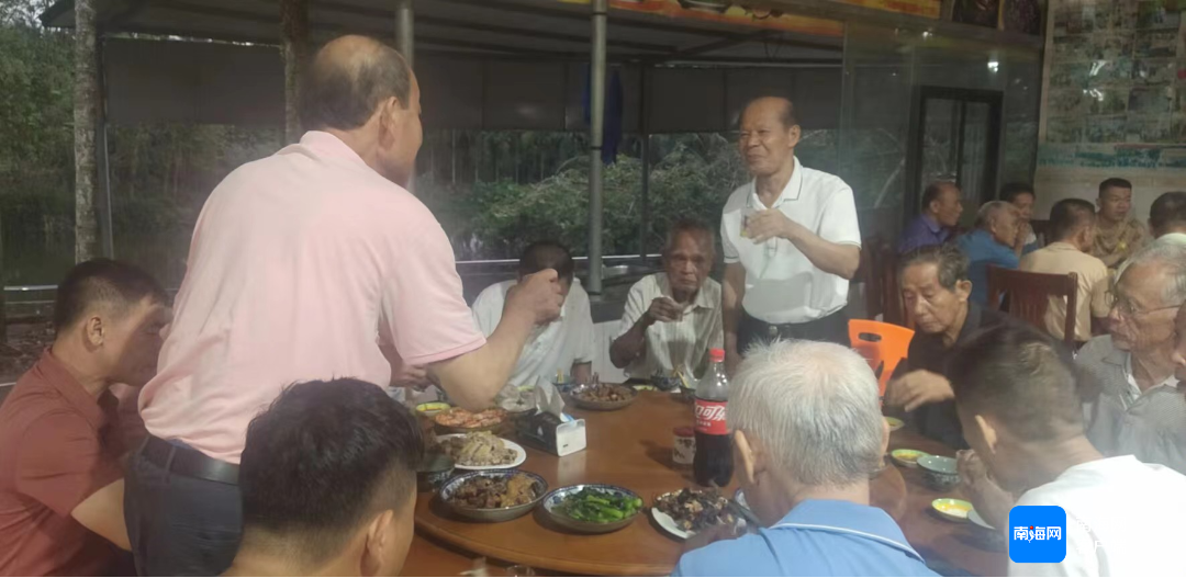 逃犯到女友家吃年饭落网，一场意料之外的团圆饭局