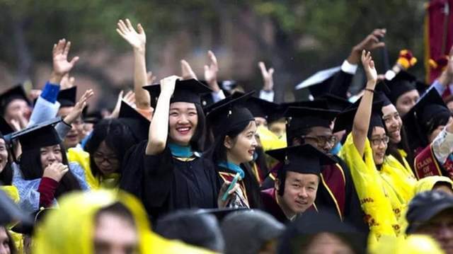 独家爆料，中国留学生单骑穿越万里路，陕A车如何独自征服伦敦街头？