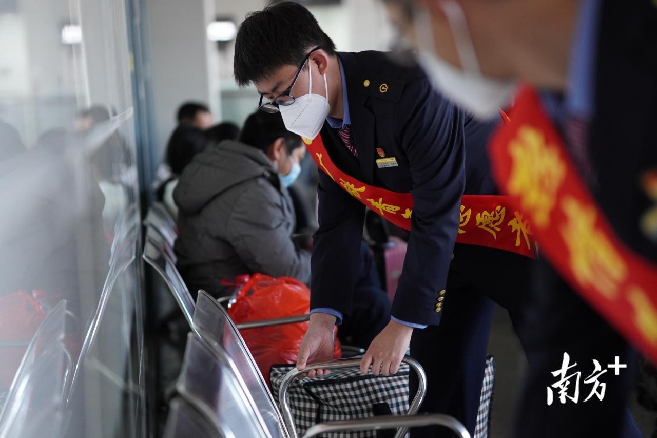 香港流感肆虐，一个月内夺命137人——警钟长鸣，真相究竟如何？